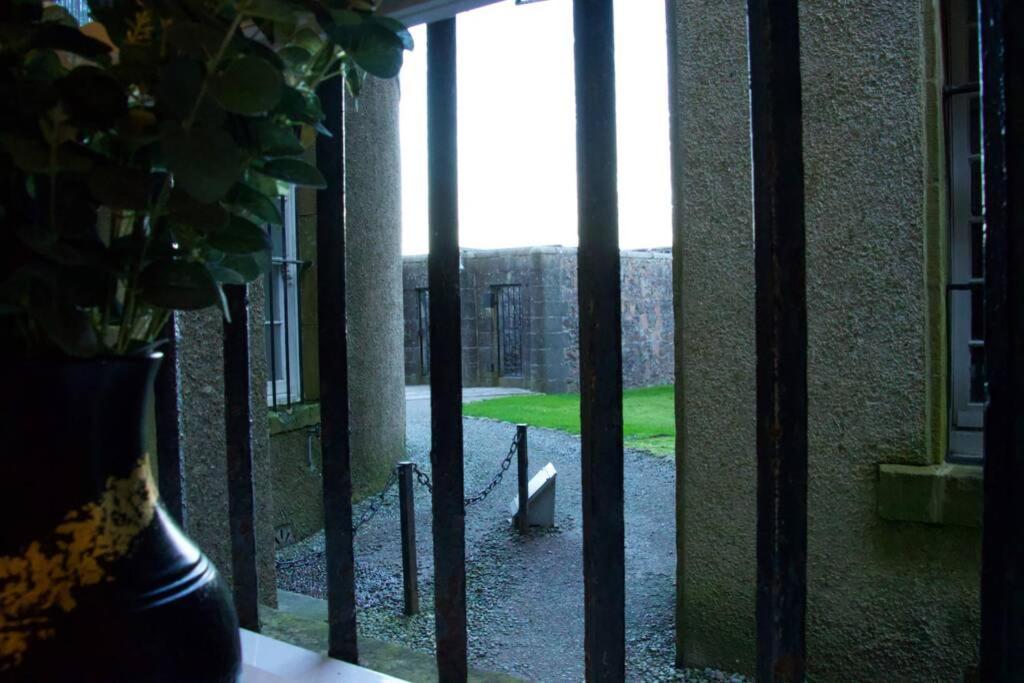 The Old Jail Apartment, Inveraray Exteriör bild